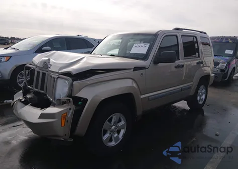 2010 Jeep Liberty Sport z USA, uszkodzony, nr VIN 1J4PN2GK1AW179256